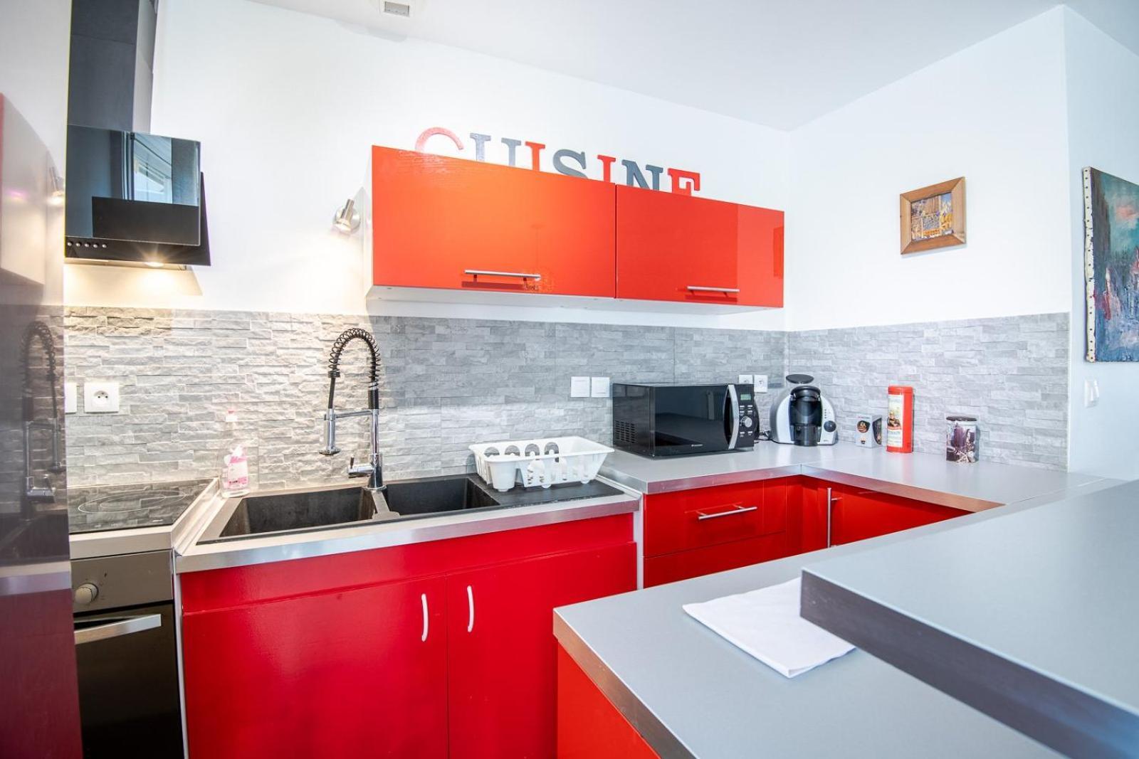 Le Petit Choiseul - Superb Bungalow Sleeps 6 Амбоаз Екстериор снимка